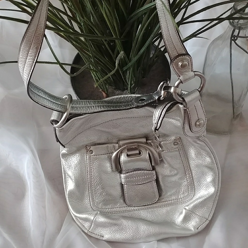 B. Makowsky Westburne silver leather crossbody